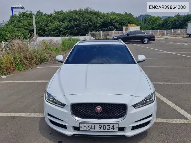 Xe 20D Portfolio Awd VIN: ENCAR39864288 Lot: 39864288