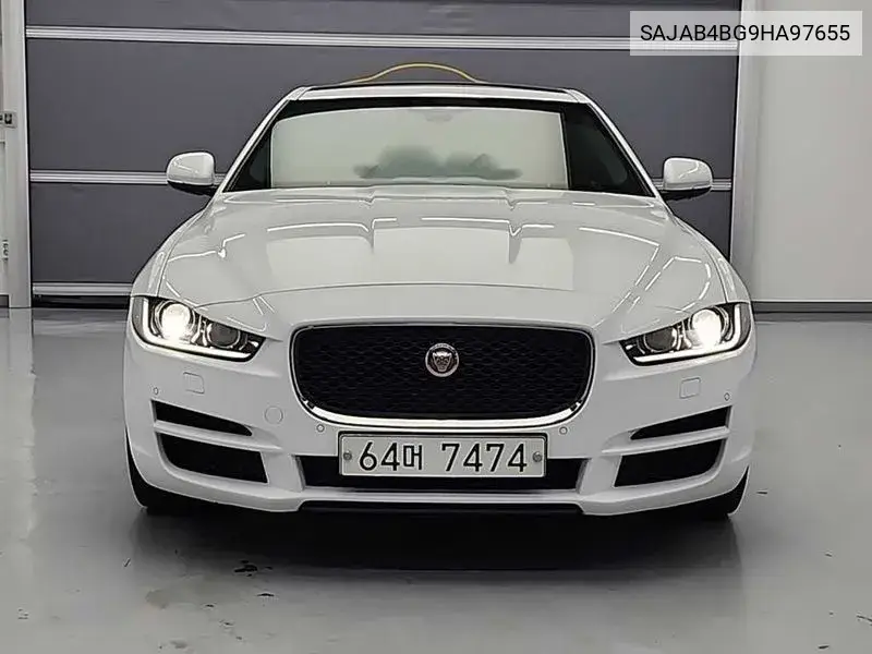Xe 20T Prestige VIN: SAJAB4BG9HA97655 Lot: 40025439