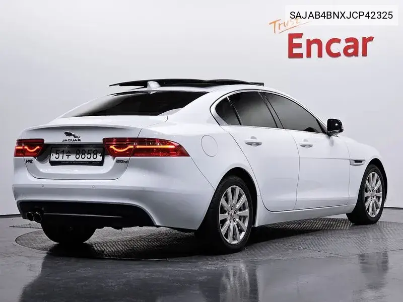 Xe 20D Prestige VIN: SAJAB4BNXJCP42325 Lot: 39080453