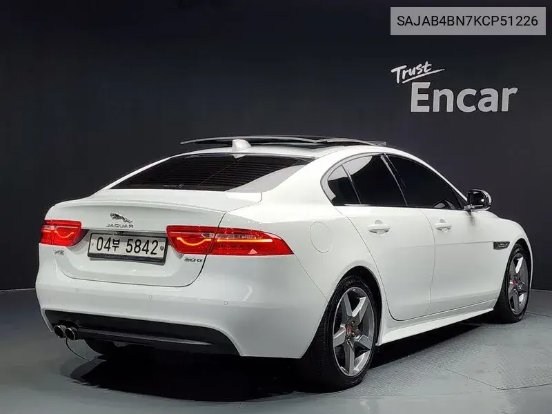 Xe 20D R Sports VIN: SAJAB4BN7KCP51226 Lot: 39743605