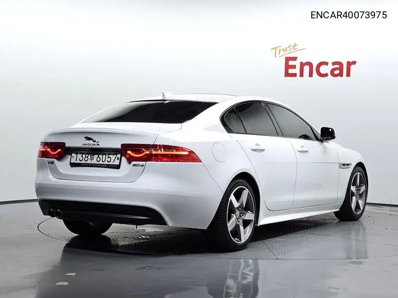 Xe 20D R Sports VIN: ENCAR40073975 Lot: 40073975