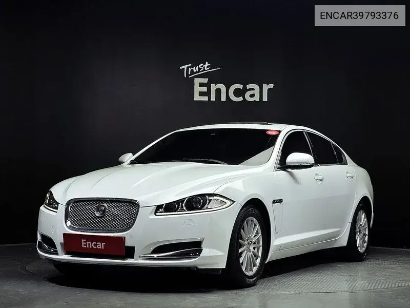 New Xf 2.2D Luxury X250 VIN: ENCAR39793376 Lot: 39793376