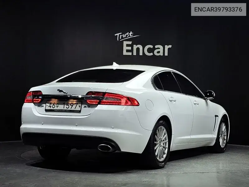 New Xf 2.2D Luxury X250 VIN: ENCAR39793376 Lot: 39793376