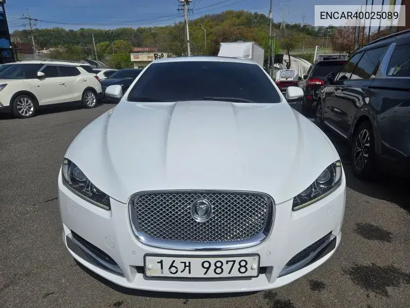 New Xf 2.2D Luxury X250 VIN: ENCAR40025089 Lot: 40025089