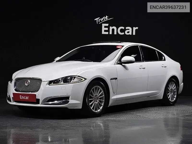 New Xf 2.2D Luxury X250 VIN: ENCAR39637231 Lot: 39637231