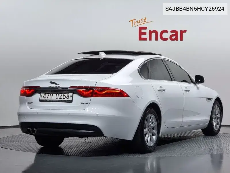 Xf (X260) 20D Prestige VIN: SAJBB4BN5HCY26924 Lot: 39909339