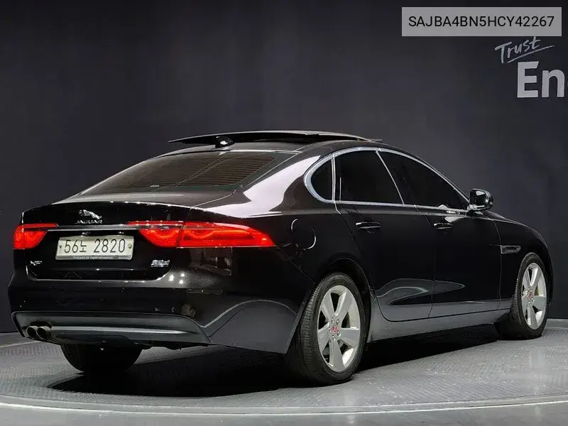 Xf (X260) 20D Prestige VIN: SAJBA4BN5HCY42267 Lot: 39655247
