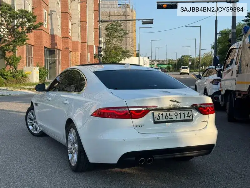 Xf (X260) 20D Portfolio VIN: SAJBB4BN2JCY59384 Lot: 40057523