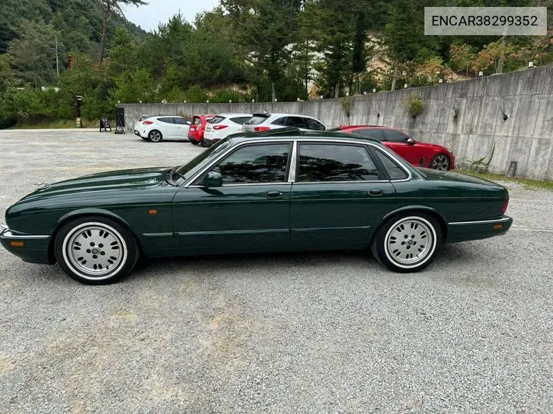 Jaguar Xj-6 3.2 X300 VIN: ENCAR38299352 Lot: 38299352