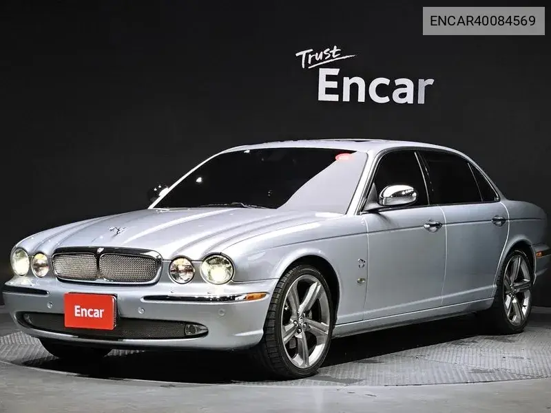 Xj-8 3.5 X350 VIN: ENCAR40084569 Lot: 40084569