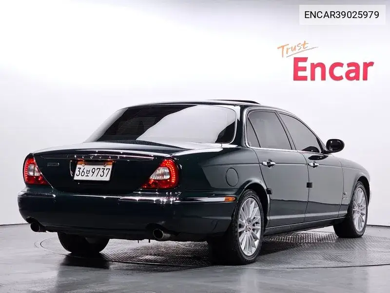 New Xj 2.7D Lwb X358 VIN: SAJAA891877H16193 Lot: 39025979