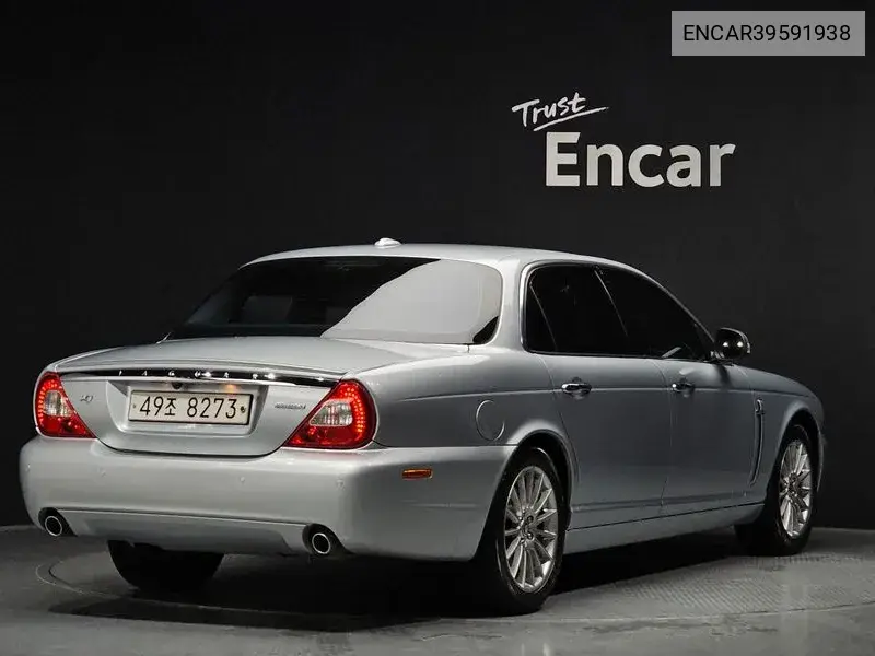 New Xj 4.2 V8 X358 VIN: ENCAR39591938 Lot: 39591938