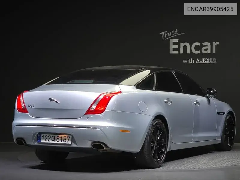All New Xj 3.0D Premium Luxury Lwb X351 VIN: ENCAR39905425 Lot: 39905425