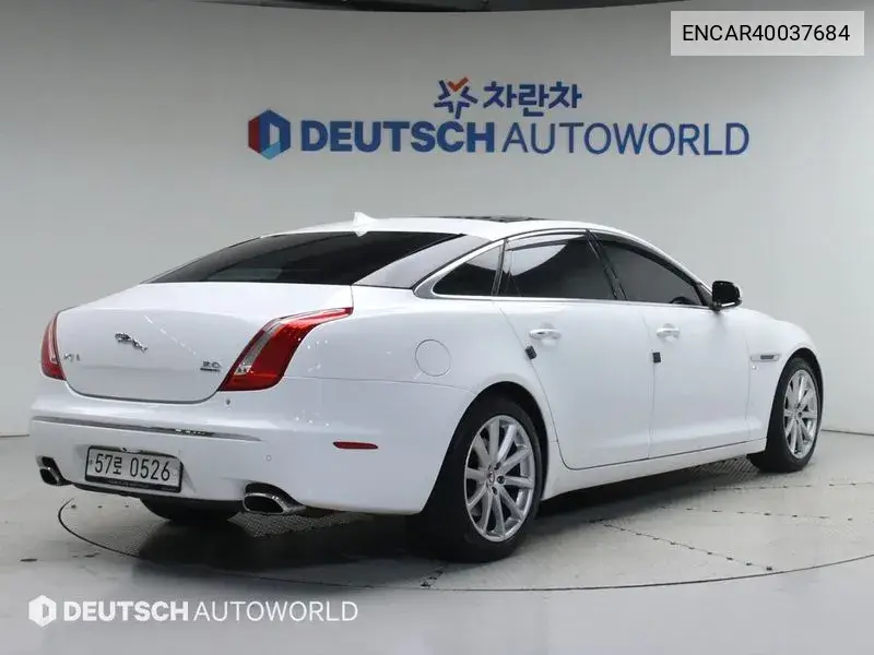 All New Xj 3.0 Sc Awd Premium Luxury Lwb X351 VIN: ENCAR40037684 Lot: 40037684