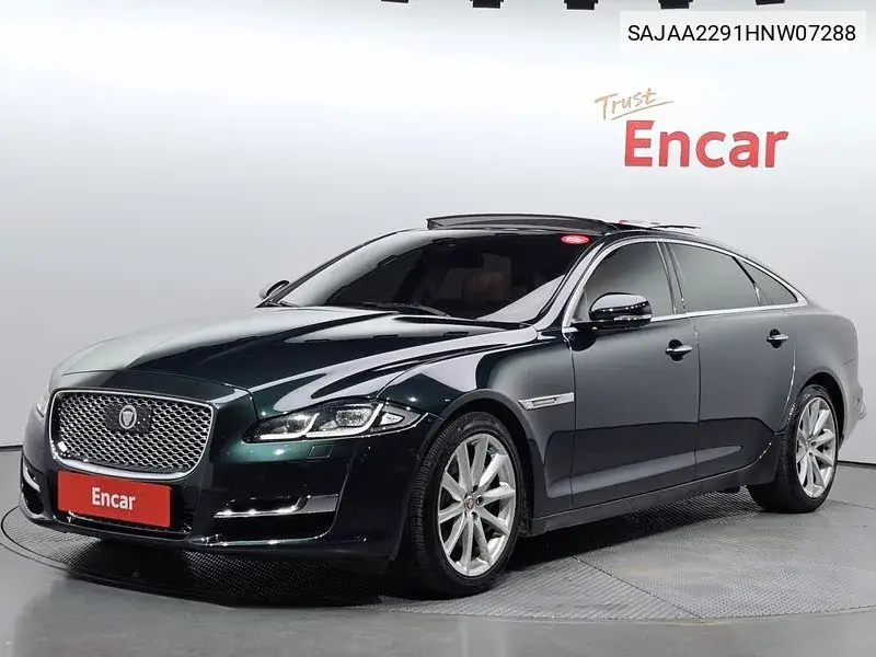 All New Xj 3.0D Premium Luxury Lwb X351 VIN: SAJAA2291HNW07288 Lot: 40074313