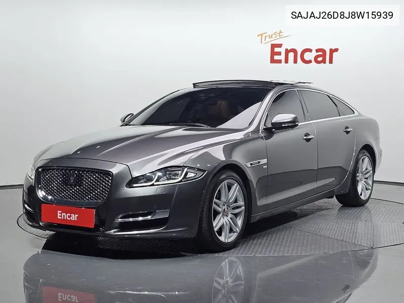 All New Xj 3.0 Sc Awd Portfolio Lwb X351 VIN: SAJAJ26D8J8W15939 Lot: 38581055