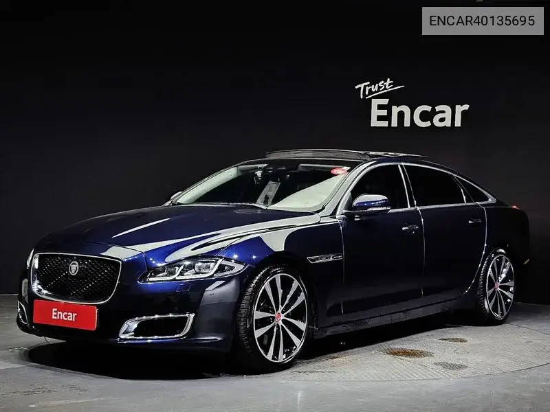 All New Xj 3.0D Xj50 Lwb X351 VIN: ENCAR40135695 Lot: 40135695