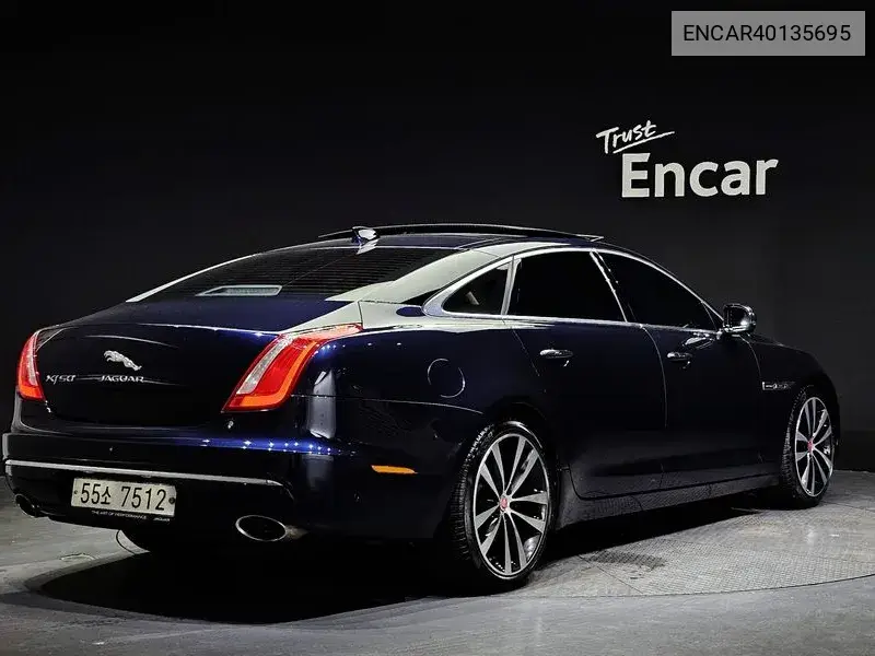 All New Xj 3.0D Xj50 Lwb X351 VIN: ENCAR40135695 Lot: 40135695