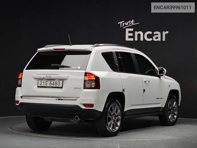 Compass 2.4 Limited 1St Generation VIN: ENCAR39961011 Lot: 39961011
