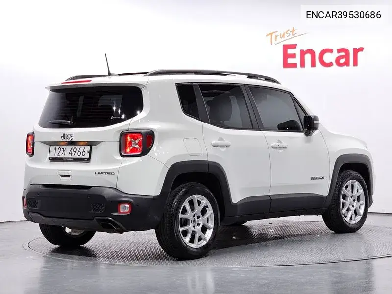 Renegade 2.4 Limited VIN: ENCAR39530686 Lot: 39530686