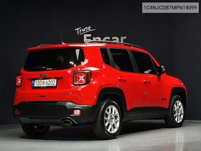 Renegade 2.4 Limited VIN: 1C4NJCDB7MPN18099 Lot: 39891204