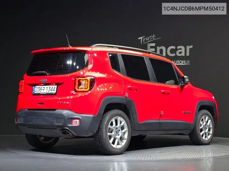 Renegade 2.4 Limited VIN: 1C4NJCDB6MPM50412 Lot: 39974011