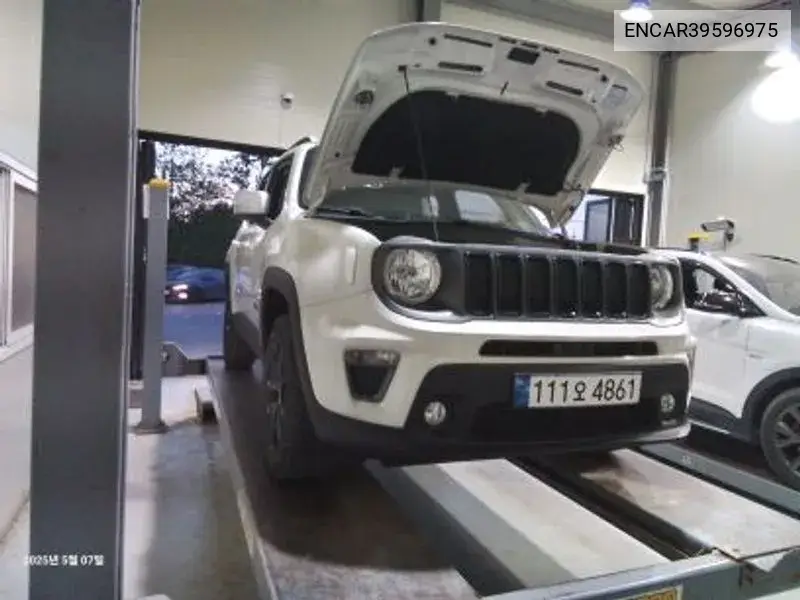 Renegade 1.3 Limited Awd VIN: ENCAR39596975 Lot: 39596975