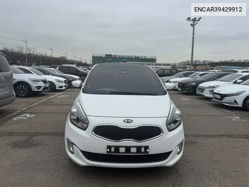 All New Carens 2.0 Lpi Deluxe VIN: ENCAR39429912 Lot: 39429912