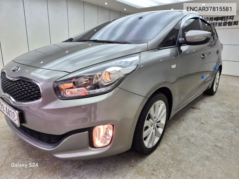 Kia Carens Iii (Rp) 1.7 Vgt Luxury, 2013 VIN: ENCAR37815581 Lot: 37815581