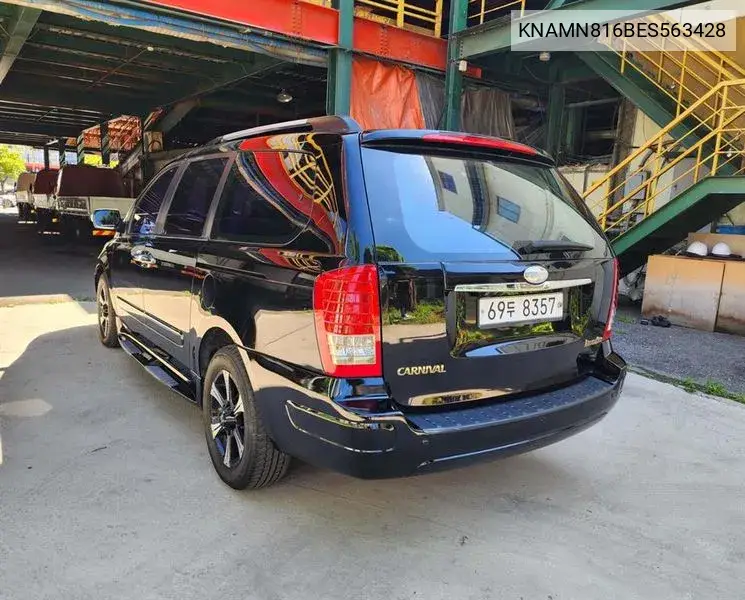 Carnival R New Carnival Limousine Glx VIN: KNAMN816BES563428 Lot: 39587952