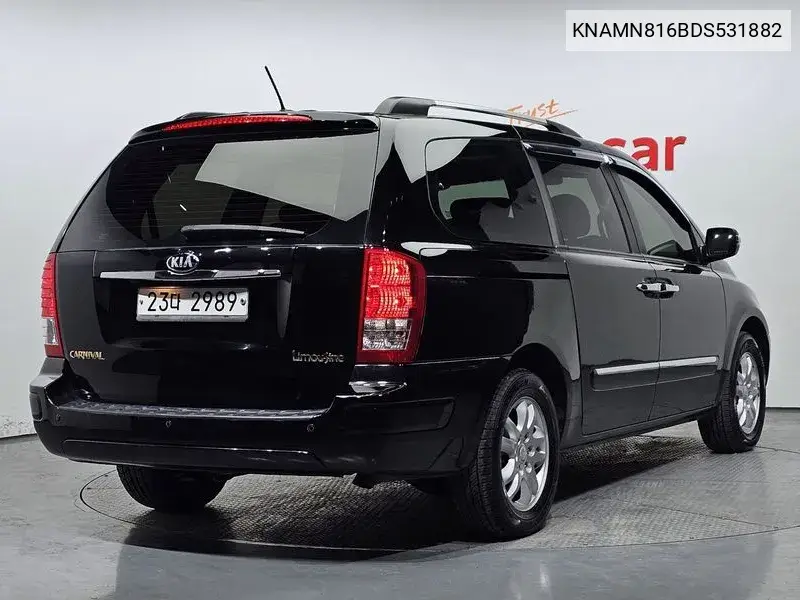 Carnival R New Carnival Limousine Glx VIN: KNAMN816BDS531882 Lot: 39608065