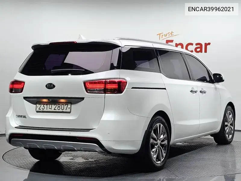 All New Carnival 9 -Seater Prestige VIN: ENCAR39962021 Lot: 39962021