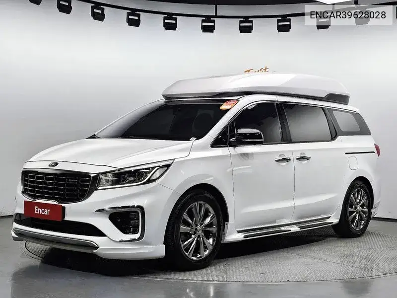 The New Carnival 9 -Seater High Rimmujin Noblesse Special VIN: ENCAR39628028 Lot: 39628028