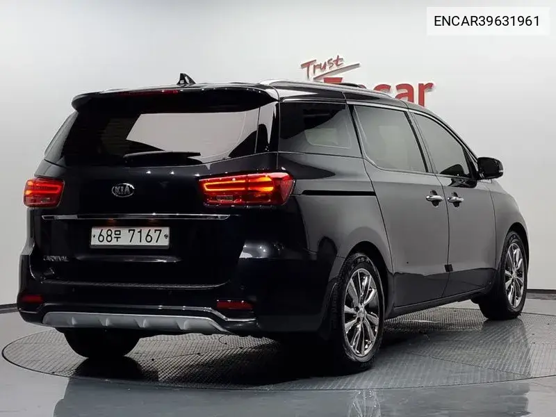 The New Carnival 9 -Seater Noblesse Special VIN: ENCAR39631961 Lot: 39631961