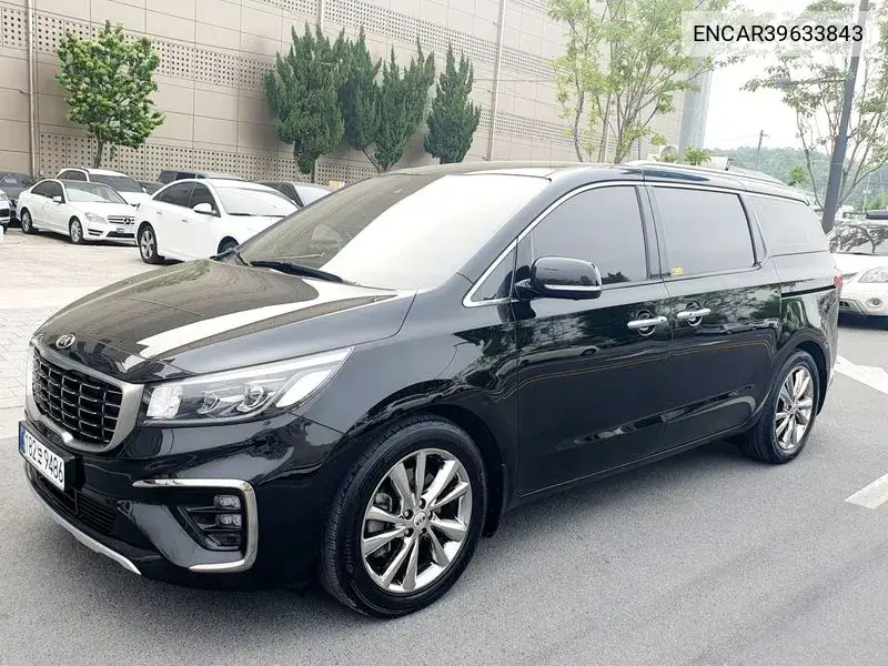 The New Carnival 9 -Seater Noblesse Special VIN: ENCAR39633843 Lot: 39633843