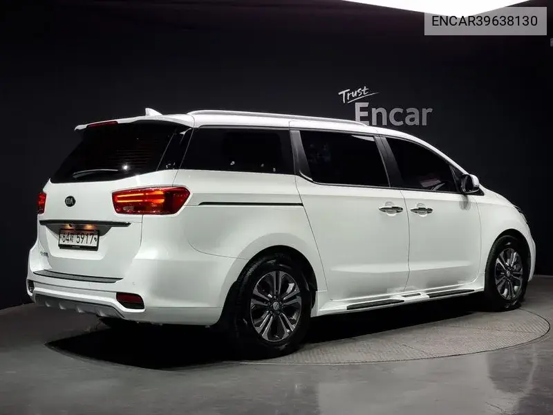 The New Carnival 9 -Seater Luxury VIN: ENCAR39638130 Lot: 39638130