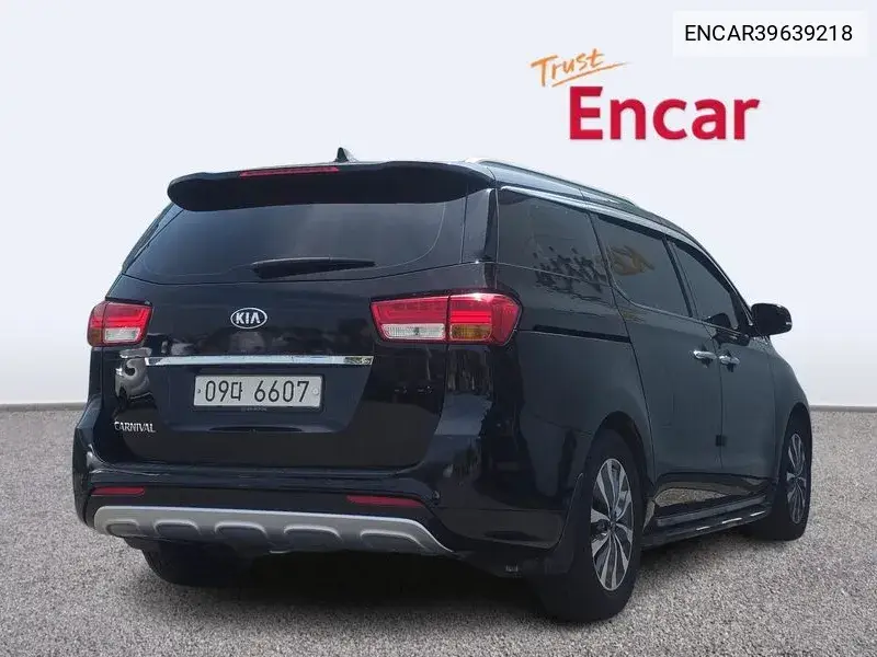 All New Carnival 9 -Seater Prestige VIN: ENCAR39639218 Lot: 39639218