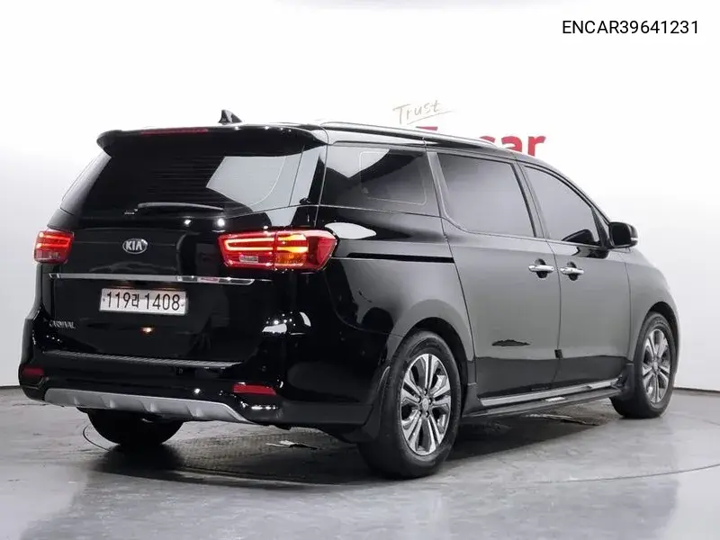The New Carnival 9 -Seater Luxury VIN: ENCAR39641231 Lot: 39641231