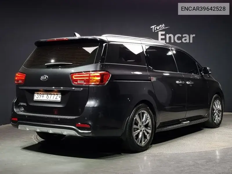 The New Carnival 9 -Seater Noblesse Special VIN: ENCAR39642528 Lot: 39642528
