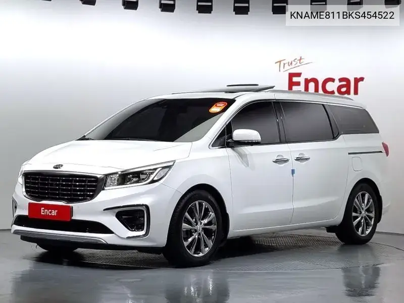 The New Carnival Gasoline 9 -Seater Noblesse VIN: KNAME811BKS454522 Lot: 39942225