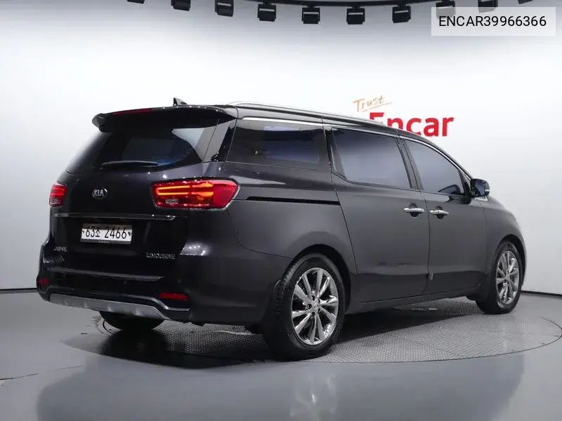 The New Carnival Gasoline 7 -Seater Limousine President VIN: ENCAR39966366 Lot: 39966366