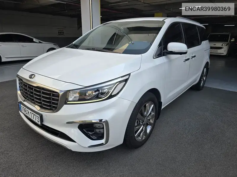 The New Carnival Gasoline 9 -Seater Noblesse Special VIN: ENCAR39980369 Lot: 39980369