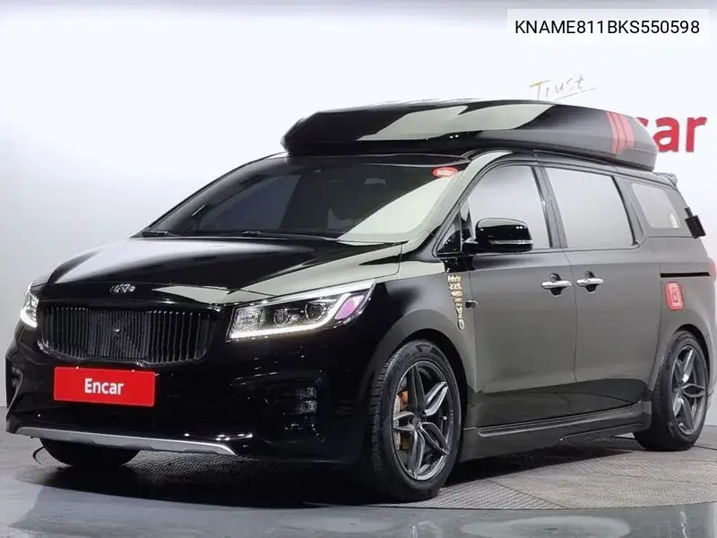 The New Carnival Gasoline 9 -Seater High Rimmujin (Special Company) VIN: KNAME811BKS550598 Lot: 39629665