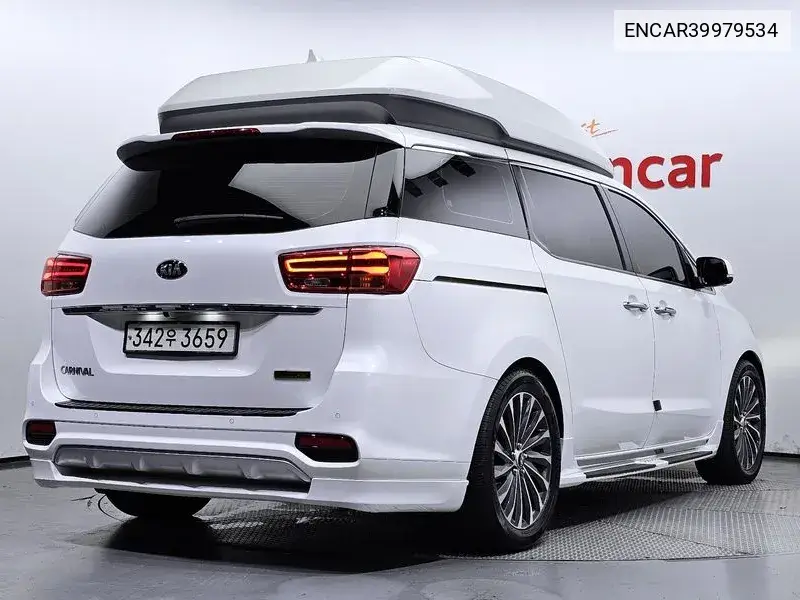 The New Carnival Gasoline 7 -Seater High Limousine President VIN: ENCAR39979534 Lot: 39979534