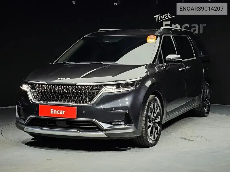 Carnival 4Th Generation 9 -Seater Signature VIN: ENCAR39014207 Lot: 39014207