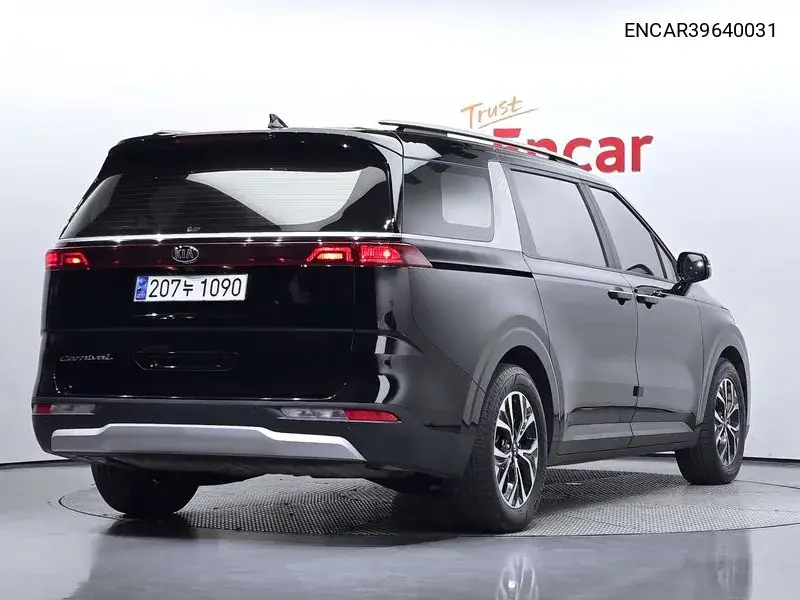 Carnival 4Th Generation 9 -Seater Prestige VIN: ENCAR39640031 Lot: 39640031