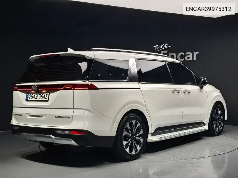 Carnival 4Th Generation 9 -Seater Signature VIN: ENCAR39975312 Lot: 39975312