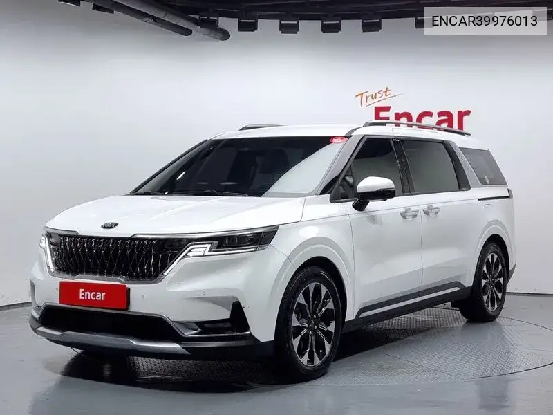 Carnival 4Th Generation 9 -Seater Signature VIN: ENCAR39976013 Lot: 39976013