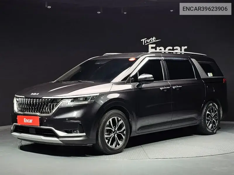 Carnival 4Th Generation 9 -Seater Prestige VIN: ENCAR39623906 Lot: 39623906