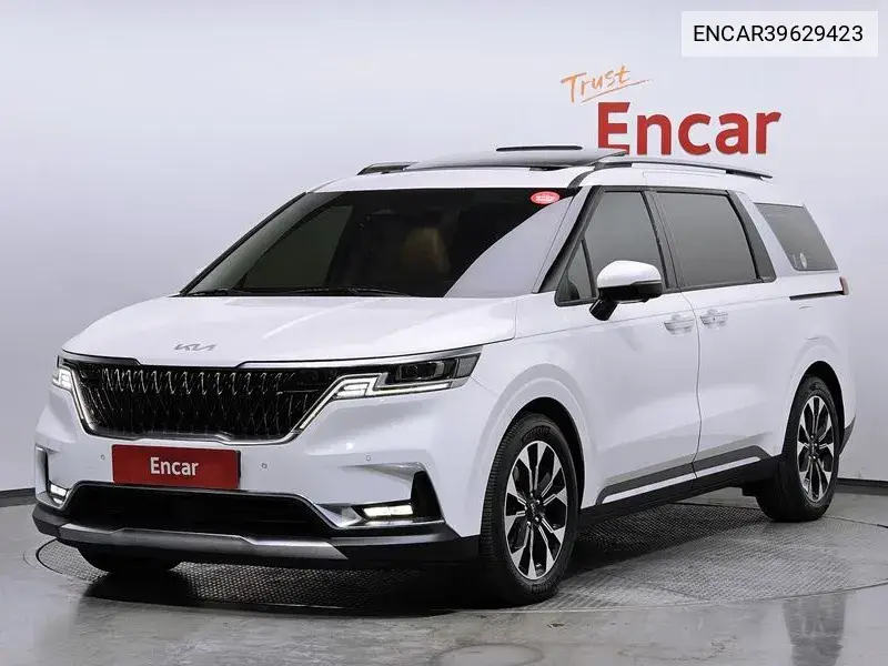 Carnival 4Th Generation 9 -Seater Signature VIN: ENCAR39629423 Lot: 39629423
